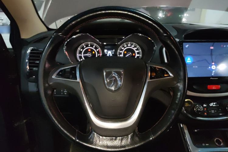 Used Baojun 560 2016 1.8L Manual Luxury Edition
