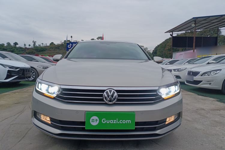 Used Volkswagen Magotan 2019 330TSI DSG Luxury Version China VI Standard
