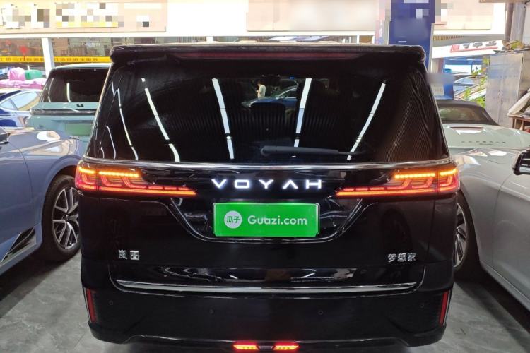 Used VOYAH Dream 2025 PHEV Four-Wheel Drive Prestige Kunpeng Edition

