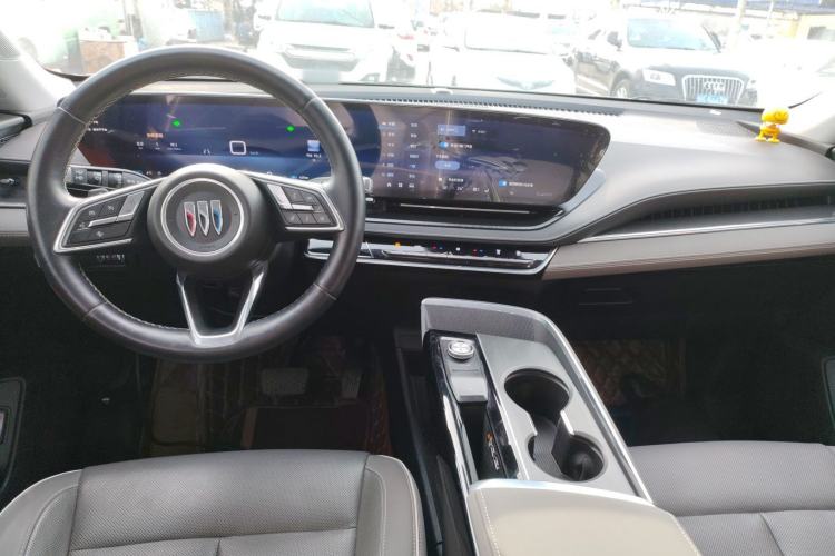 Used Buick E5 2023 Premium Long-Range Version
