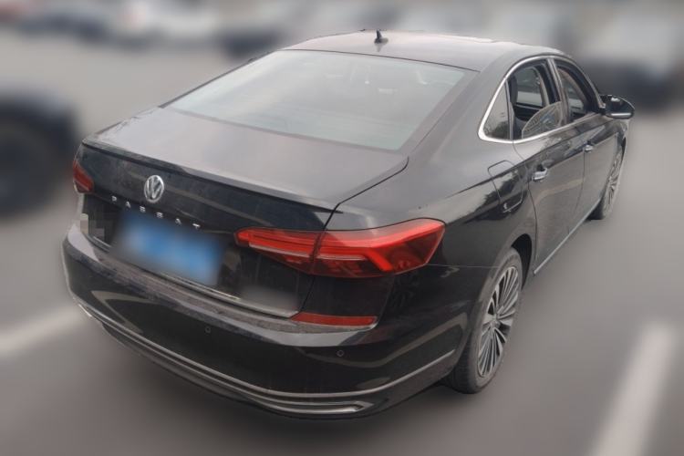Used Volkswagen Passat 2019 330TSI Luxury Edition China VI Standard
