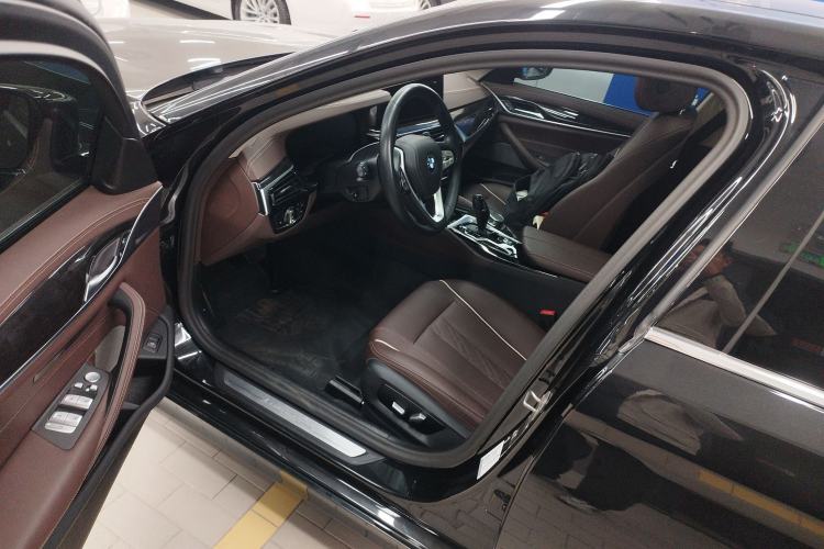 Used BMW 5 Series 2022 Second Facelift 525Li Luxury Package