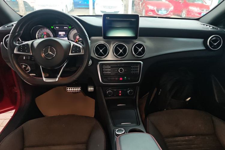 Used Mercedes-Benz CLA 2015 CLA 220 4MATIC
