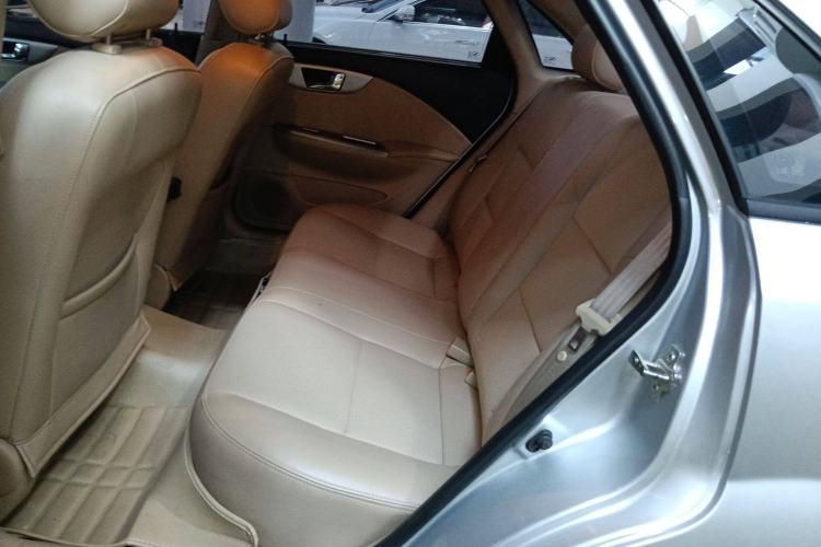 Used Buick Excelle 2013 1.5L Automatic Classic Model
