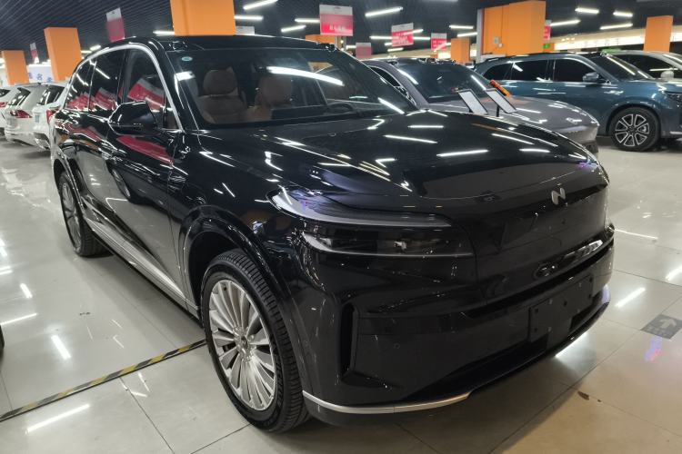 Used ONVO Luxeed L90 2025 Model—Max Six-Seater Version