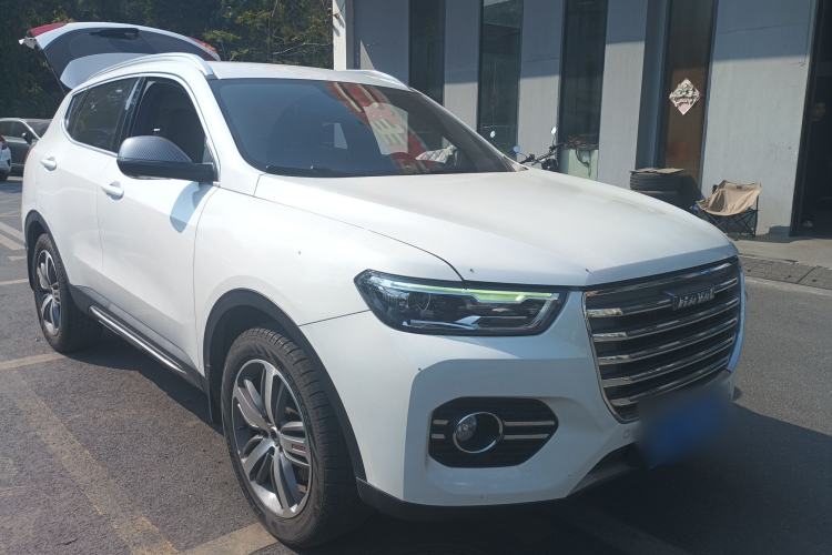 Used Haval H6 2017 Red Label 2.0T Automatic Two-Wheel Drive ZhiShang Model