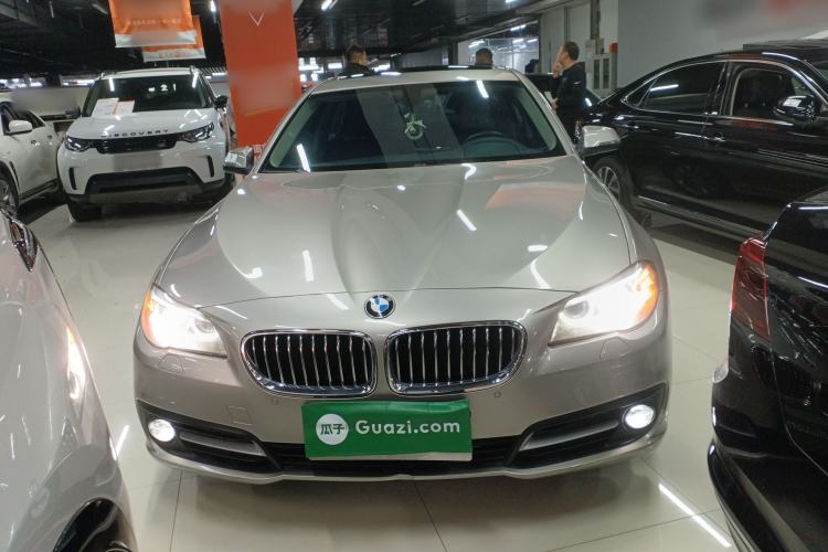 Used BMW 5 Series 2017 525Li Leading Model
