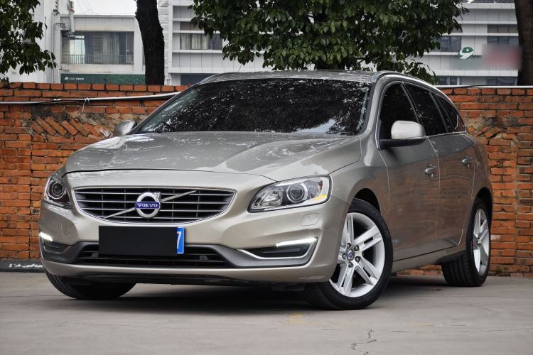 Used Volvo V60 2015 T5 Zhiya Edition