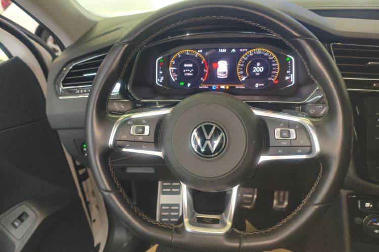 Used Volkswagen Tiguan L 2021 380TSI Automatic All-Wheel Drive R-Line Comfort Plus 7-Seater
