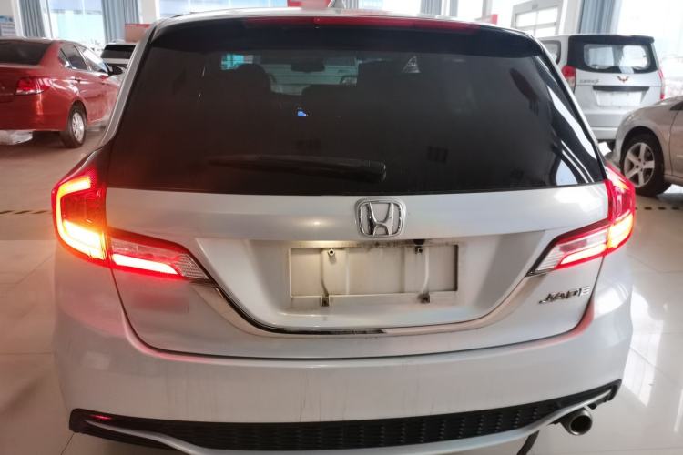 Used Honda Jade 2017 1.8L automatic Comfort version 5 seats