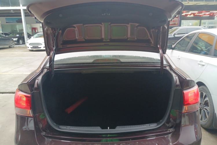 Used Kia Forte 2014 1.6L AT Premium Model