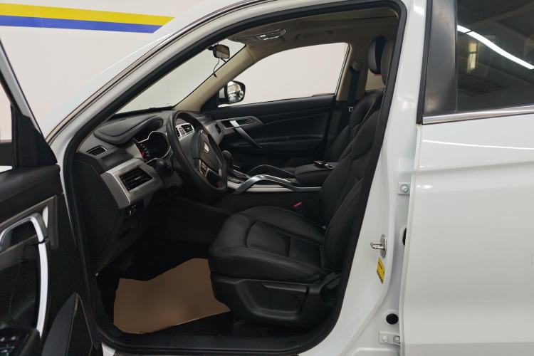 Used Geely Auto Emgrand X7 Sport 2016 1.8TD Automatic ZhiShang Model
