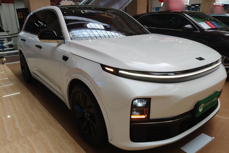 Used Li Auto L7 2023 Pro Model
