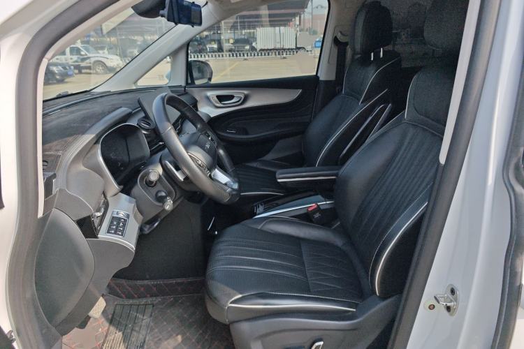 Used Roewe iMAX8 2021 400TGI Supreme Series Prestige Edition
