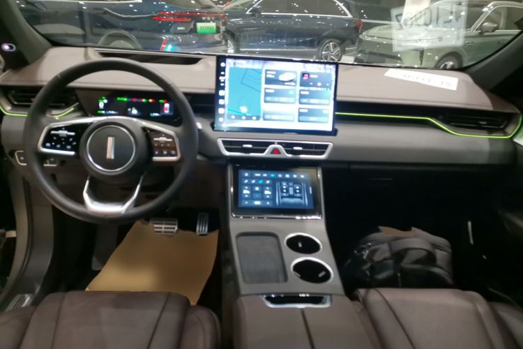 Used Wey Mocha New Energy 2024 Hi4 Four-Wheel Drive Long-Range Version
