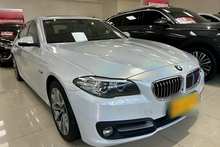 Used BMW 5 Series 2017 525Li Leading Model
