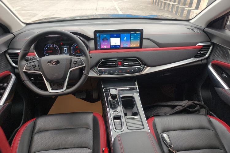 Used SOL X8 2021 300T DCT Leading Smart Connectivity Version 7 Seats