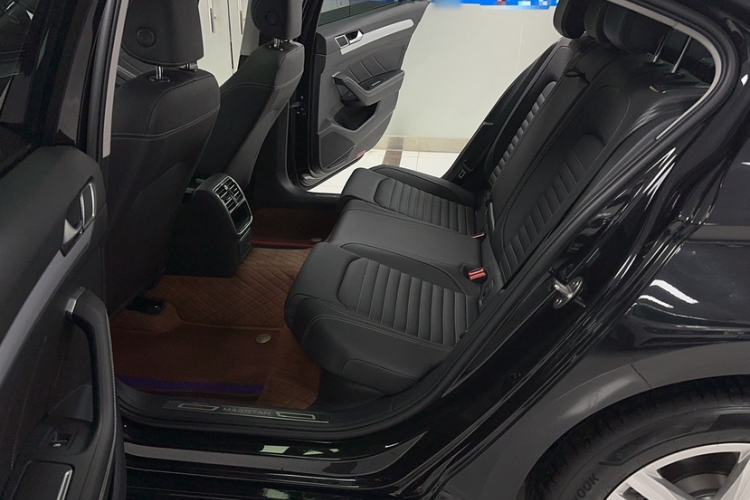 Used Volkswagen Magotan 2023 2 Million Units Limited-Edition 280TSI DSG Comfort Version