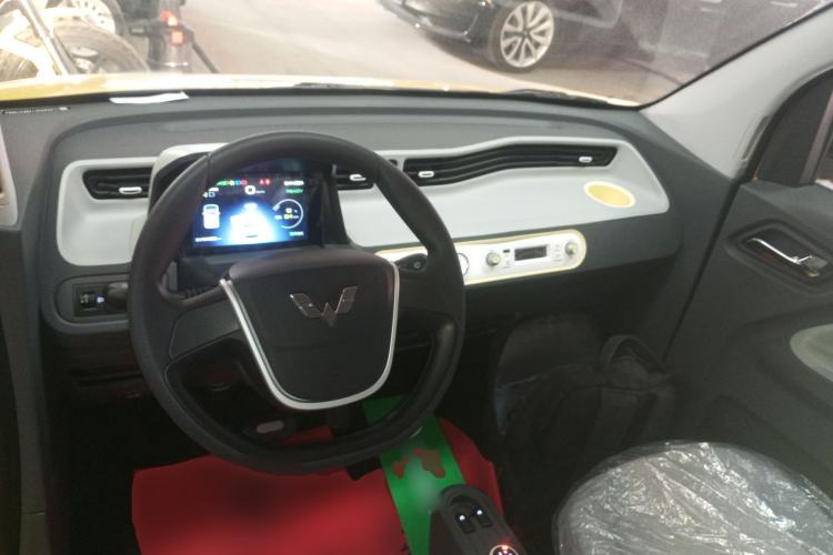 Used Wuling Hongguang MINIEV 2022 Macaron Premium Model – Lithium Iron Phosphate
