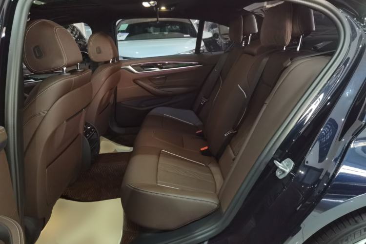 Used BMW 5 Series 2022 Restyled 525Li M Sport Package
