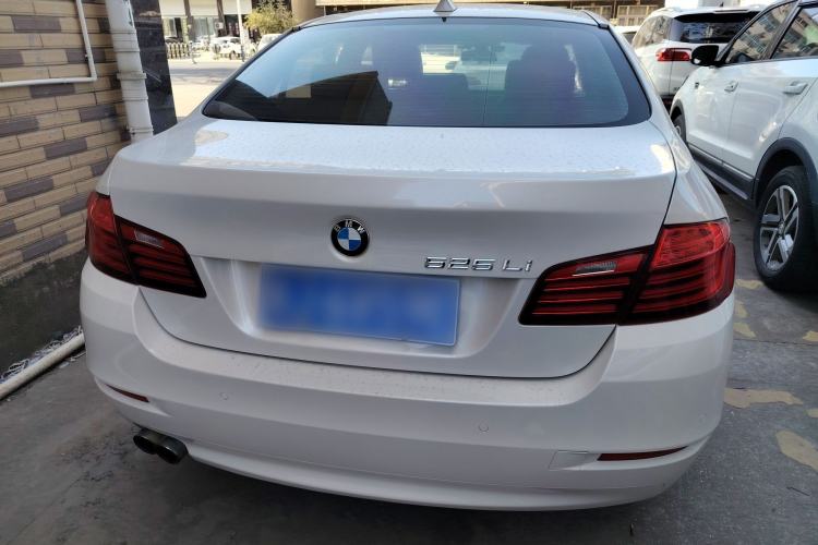 Used BMW 5 Series 2014 520Li Elegant Model
