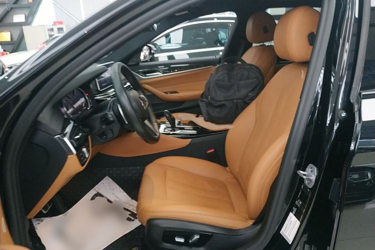 Used BMW 5 Series 2018 Restyled 530Li Luxury Edition M Sport Package
