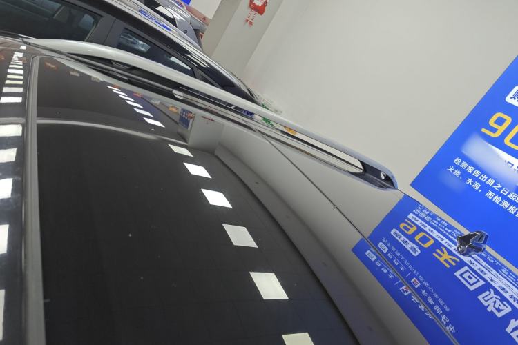 Used  Cherokee 2020 2.0L Two-Wheel Drive Classic Sports Edition