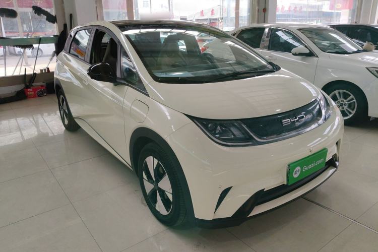Used BYD Dolphin 2023 420 km Fashion Edition
