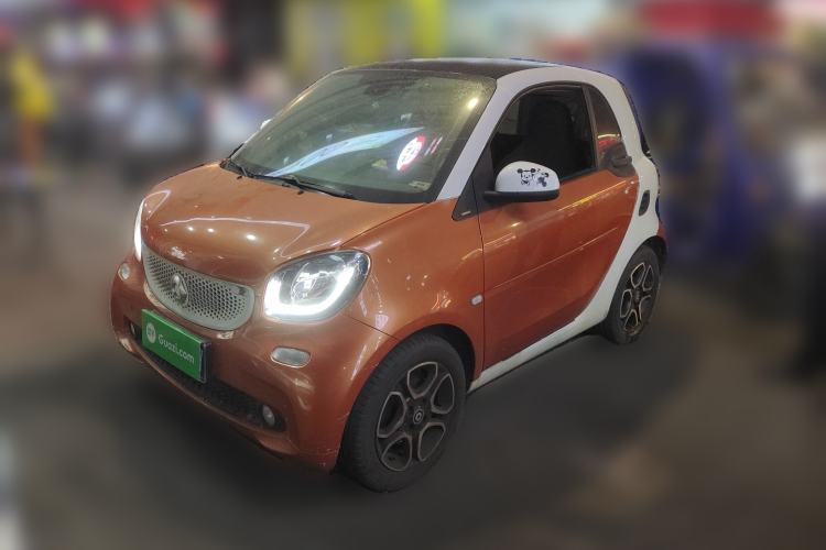 Used  fortwo 2017 1.0L 52kW New Sound Special Edition China V Emission Standard
