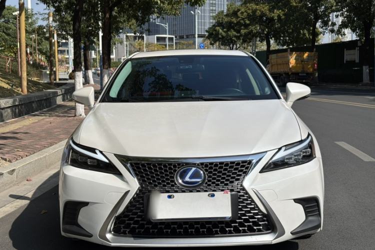 Used Lexus CT 2017 CT200h Comfort Edition Monochrome China V Standard