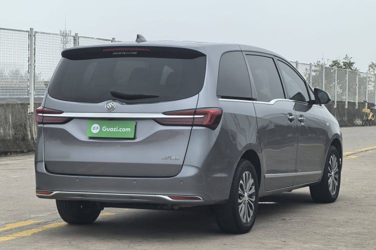 Used Buick GL8 2021 Land Cruiser Executive Class 652T Luxury Model
