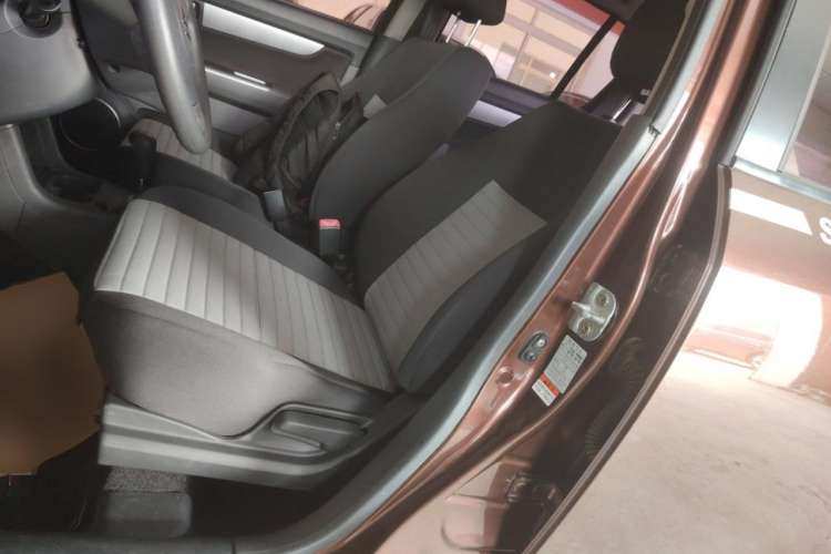 Used Suzuki Swift 2014 1.5L Automatic Fashion Edition
