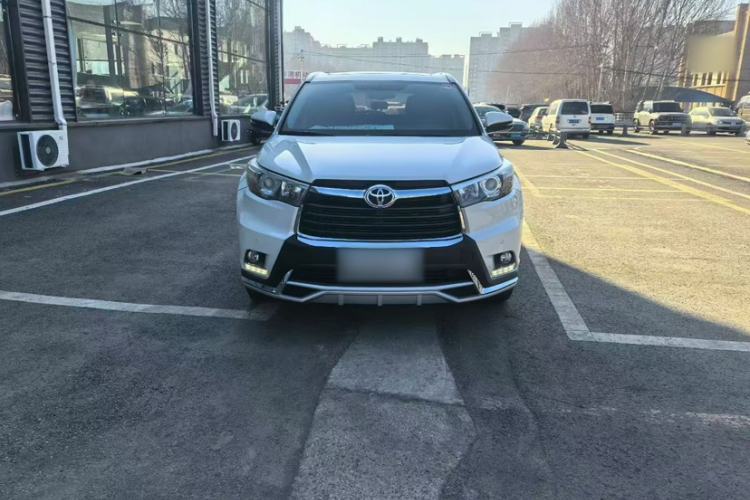 Used Toyota Highlander 2017 2.0T Four-Wheel Drive Luxury Edition 7 Seats