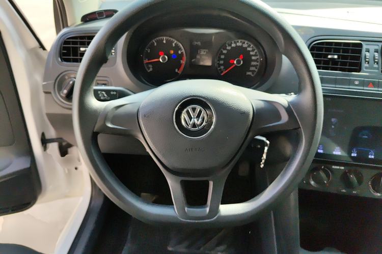 Used Volkswagen Polo 2016 1.4L Manual Fashion Model