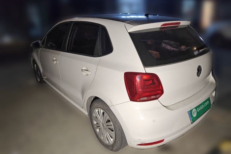 Used Volkswagen Polo 2016 1.6L Automatic Comfort Model
