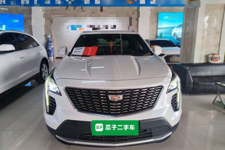 Used Cadillac XT4 2022 28T Two-Wheel-Drive Luxury Version
