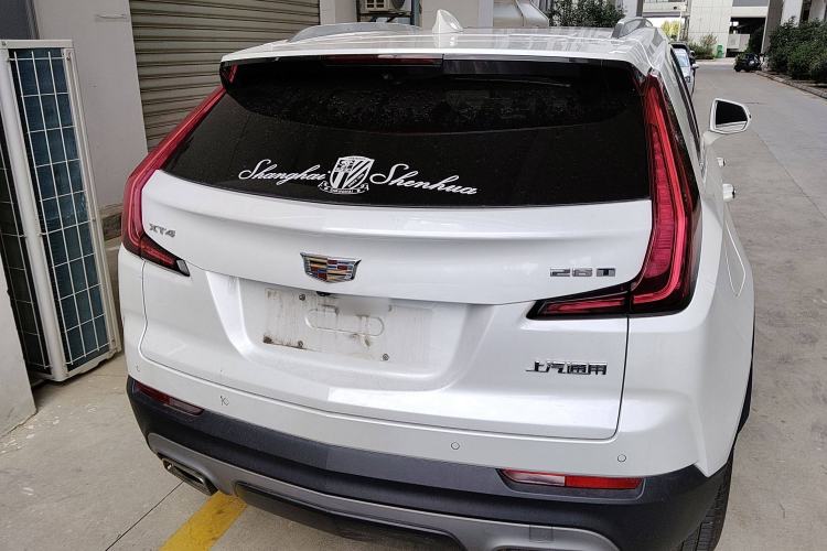 Used Cadillac XT4 2018 28T Two-Wheel Drive Leading Version
