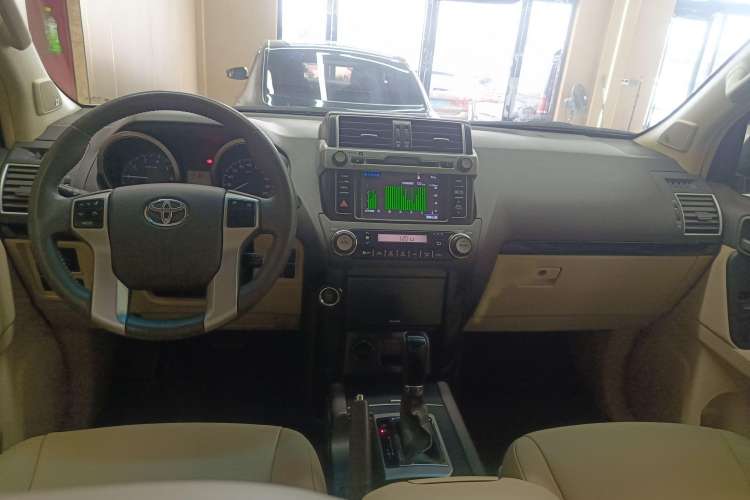 Used Toyota Prado 2016 2.7L Automatic Luxury Edition
