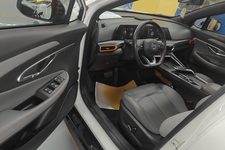 Used Changan UNI-T 2022 1.5T Prestige Version
