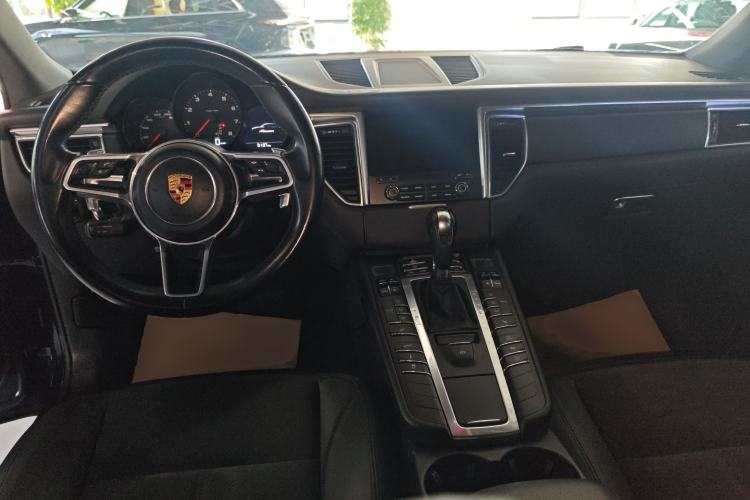 Used Porsche Macan 2017 Macan 2.0T
