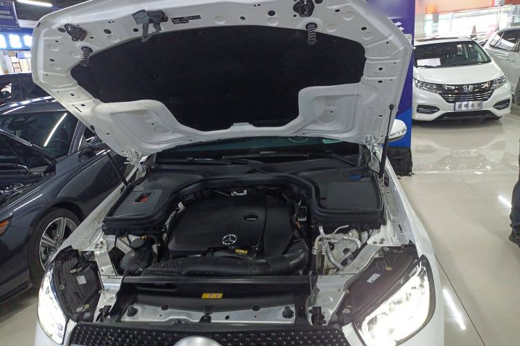 Used Mercedes-Benz GLC 2020 Facelift GLC 260 L 4MATIC Luxury Edition
