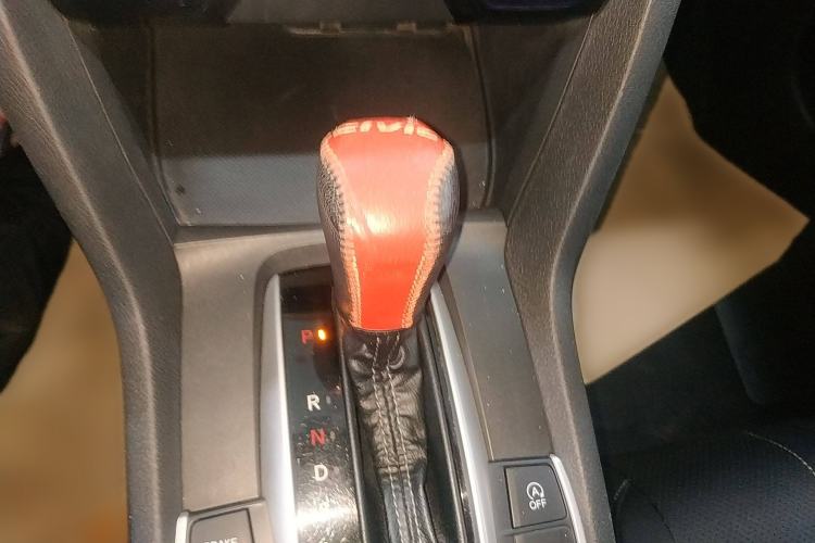 Used Honda Civic 2016 220TURBO CVT Luxury Edition
