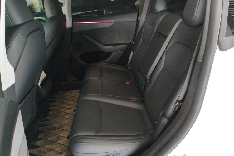 Used Tesla Model Y 2025 Long-Range All-Wheel Drive First Edition
