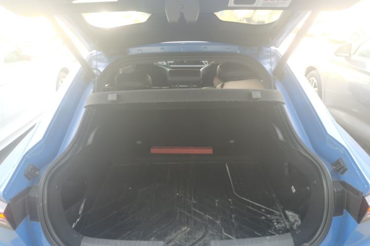 Used Changan UNI-V 2022 1.5T Prestige Version
