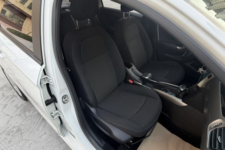 Used Peugeot 301 2017 1.6L Automatic Comfort Edition
