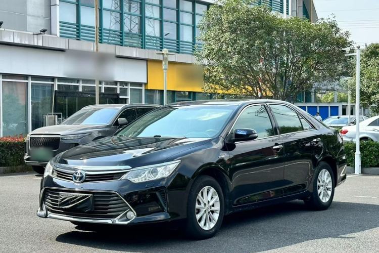 Used Toyota Camry 2015 Dual-Engine 2.5 HG Luxury Navigation Edition
