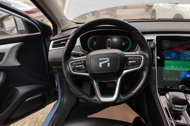 Used  ER6 2021 New Dynamic Edition 620km Smart Enjoyment Version
