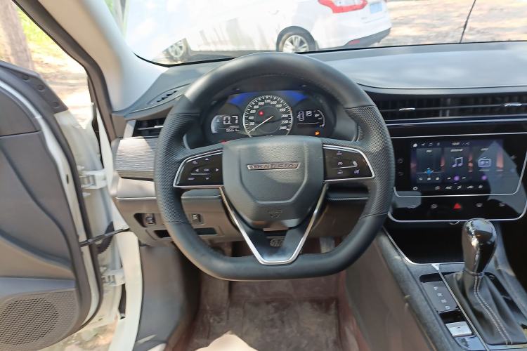 Used Venucia D60 2021 PLUS 1.6L XL CVT Yue Ling Edition
