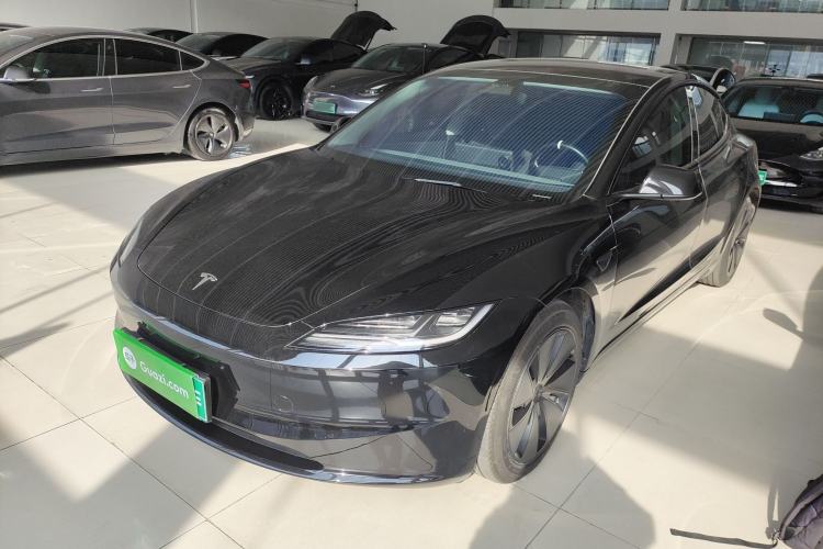 Used Tesla Model 3 2023 Long-Range All-Wheel-Drive Version
