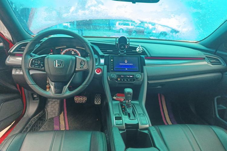 Used Honda Civic 2021 HATCHBACK 220TURBO CVT Trendy Cool Edition
